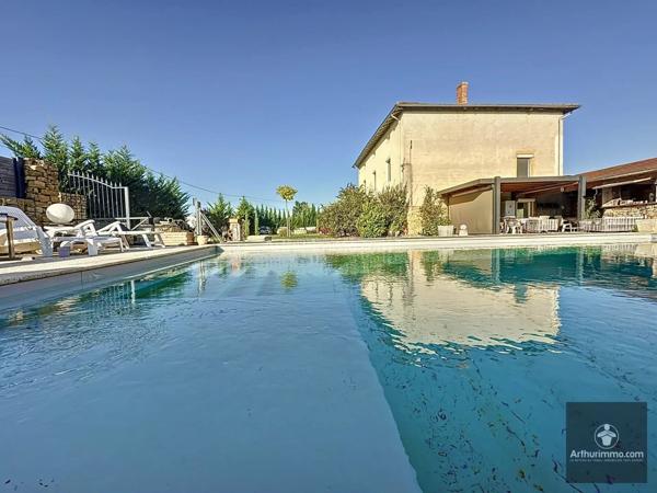 Vente Maison 6 pièces 205 m2 à Pouilly-sous-Charlieu