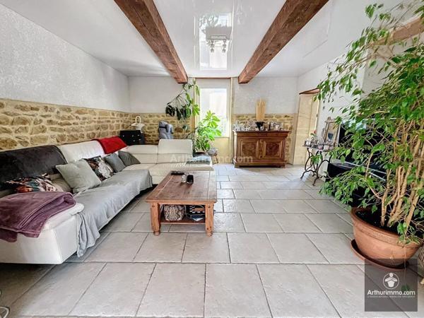 Vente Maison 6 pièces 205 m2 à Pouilly-sous-Charlieu