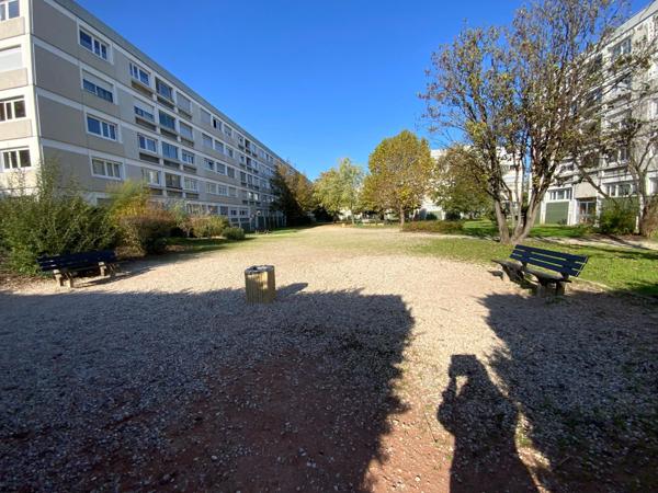 Appartement dans une résidence avec parc