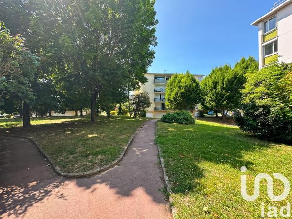 Appartement 3 pièces de 62 m² à Ballainvilliers (91160)