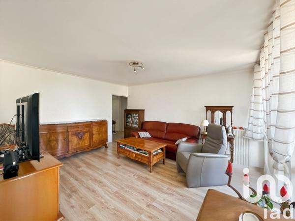 Appartement 3 pièces de 62 m² à Ballainvilliers (91160)