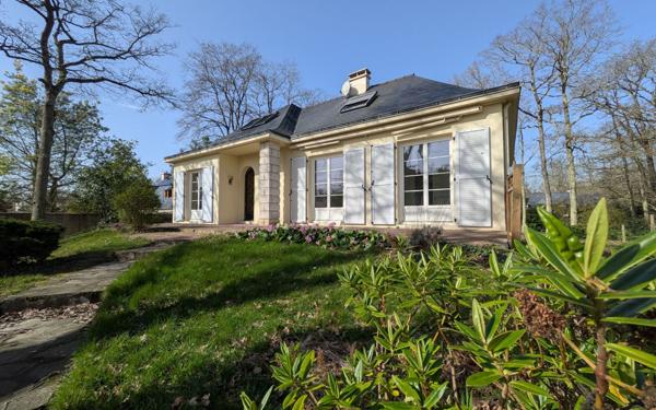 Maison à vendre    5 pièces •  Carquefou