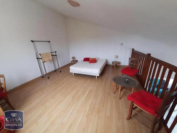 Appartement à louer 3 pièces 62.84m² Angoulême (16000)