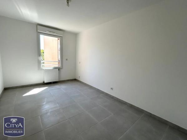Appartement à vendre 4 pièces 88m² Morières-lès-Avignon (84310)