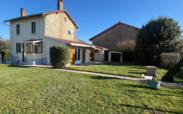 Maison à vendre    4 pièces • 94 m2 Montrollet