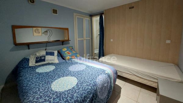 A vendre, Maison de 230m² à Saint-Cyprien avec maison d'habitation et deux gîtes et piscine.