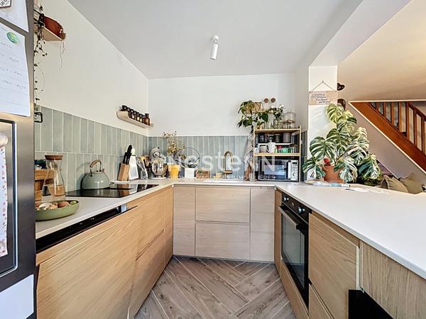 Maison à vendre sur la commune de L'Isle-Adam - 6 pièces, 4 chambres