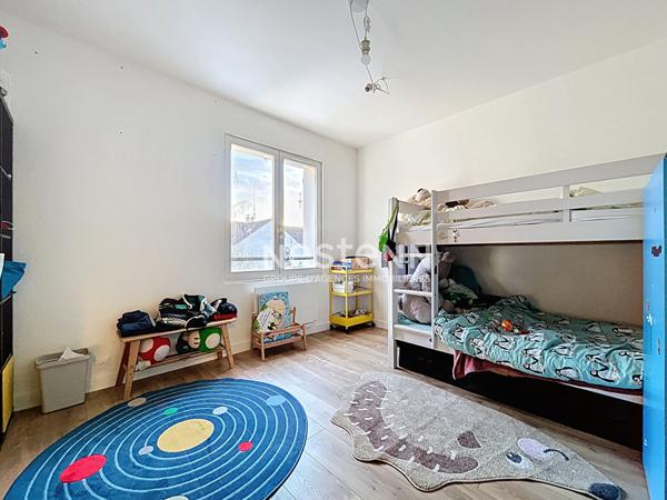 Maison à vendre sur la commune de L'Isle-Adam - 6 pièces, 4 chambres