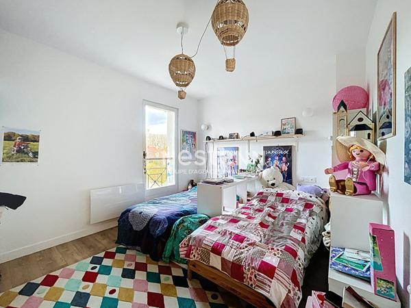 Maison à vendre sur la commune de L'Isle-Adam - 6 pièces, 4 chambres