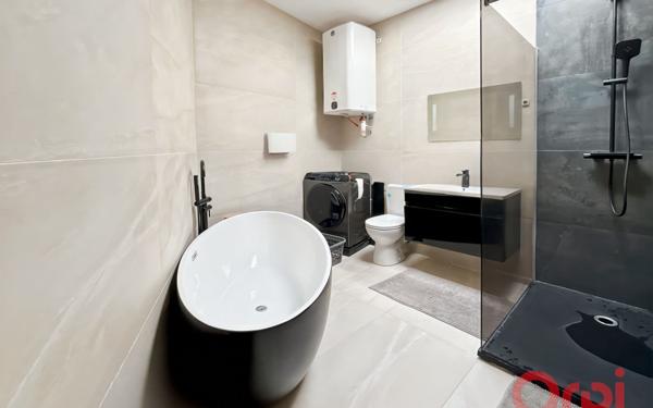 Appartement à vendre    3 pièces • 84,63 m2 Agde