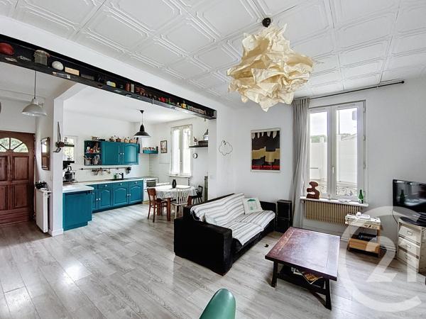 Maison à vendre  4 pièces - 93,82 m2 ST DENIS - 93