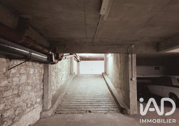Parking à vendre 11 m² Paris 17