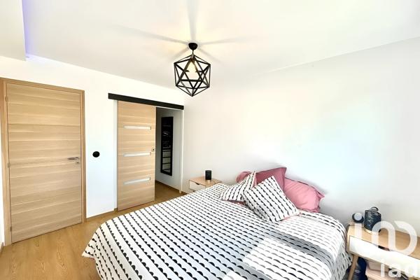 Appartement à vendre 3 pièces 80 m² Fontaines-sur-Saône