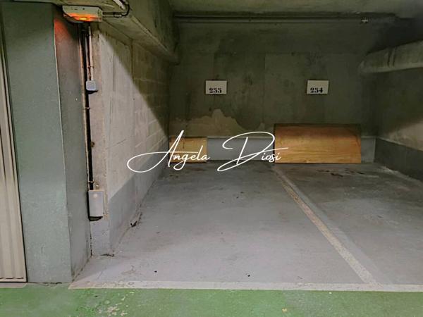 Parking / Box à vendre de 13 m²