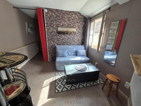 Ensemble immobilier de caractère : longère, gîte, grange et dépendances