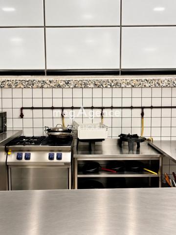 Local Commercial à NANCY, 54000 - 3 pièces 130m²