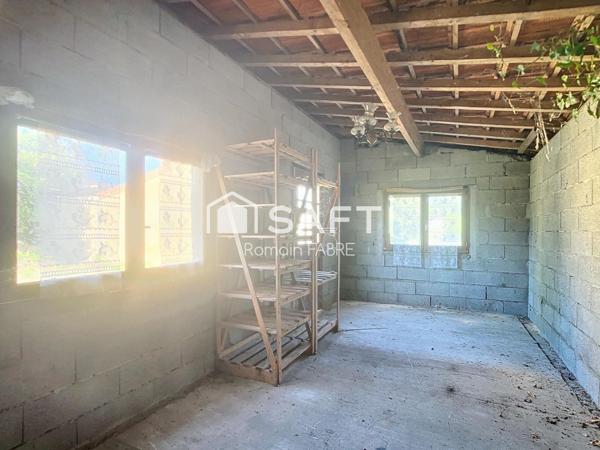 Maison de 112 m² avec trois chambres et belle parcelle de terrain