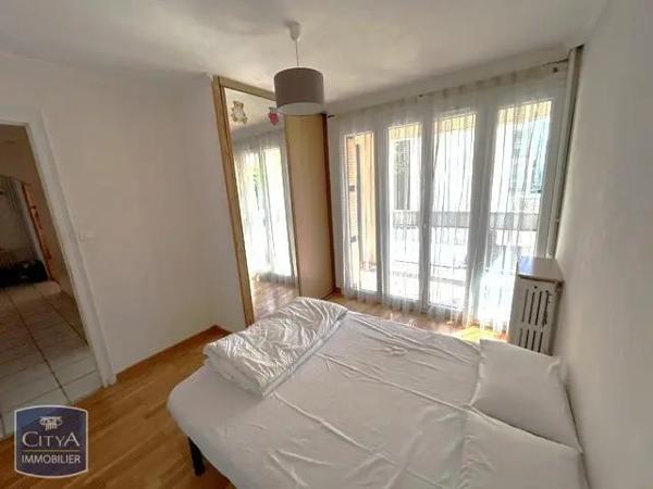 Appartement à louer 5 pièces 87.27m² Lyon 8e Arrondissement (69008)
