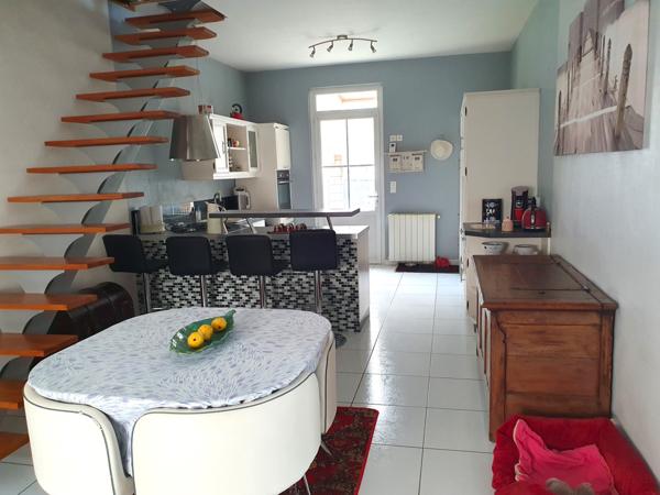 Maison  4 pièce(s)  2 chambre(s)  84.5 m²