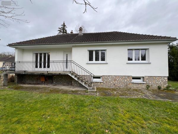 Maison à vendre à Beaumontel dans l'Eure (27170), ref : 03273