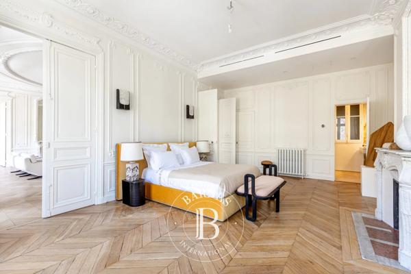 Paris 8ème, Appartement 4 Chambres -  253 m² à vendre