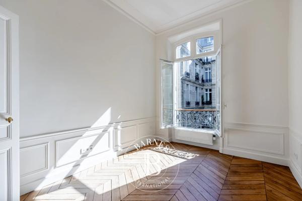 Paris 8ème, Appartement 4 Chambres -  253 m² à vendre