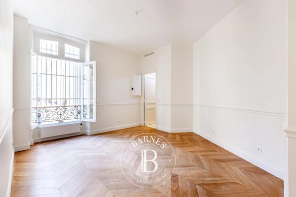 Paris 8ème, Appartement 4 Chambres -  253 m² à vendre