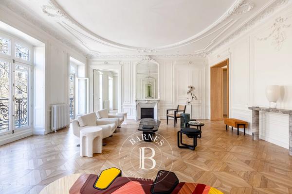 Paris 8ème, Appartement 4 Chambres -  253 m² à vendre