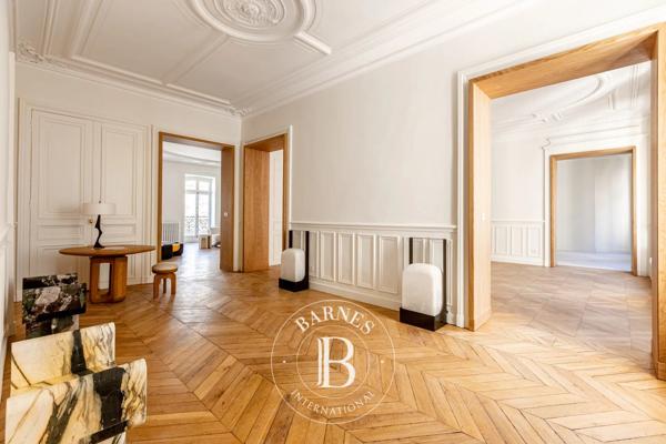Paris 8ème, Appartement 4 Chambres -  253 m² à vendre