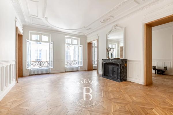 Paris 8ème, Appartement 4 Chambres -  253 m² à vendre