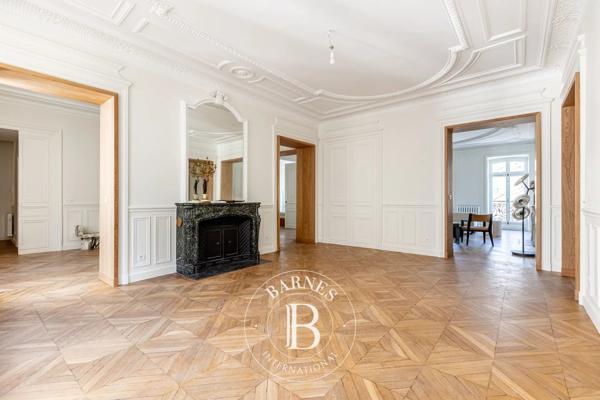 Paris 8ème, Appartement 4 Chambres -  253 m² à vendre