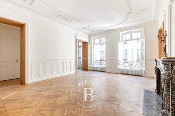 Paris 8ème, Appartement 4 Chambres -  253 m² à vendre