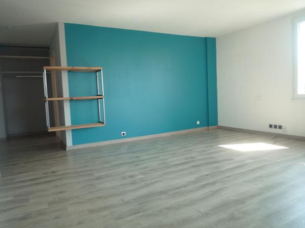 Appartement ERMONT - 3 pièces - 64,96 m2