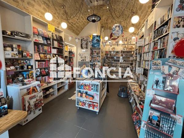 À vendre Local commercial 25 m² - Uzès 30700