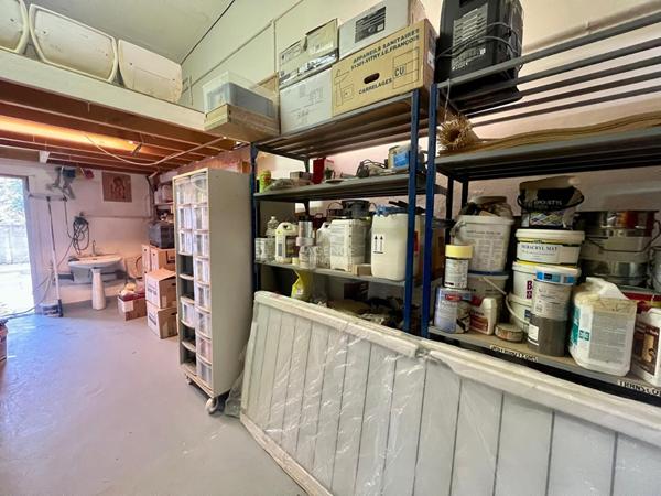 Fond de Commerce Type Entrepot Menuiserie HOUILLES + Cession Bail €90 000 ** - Référence 898