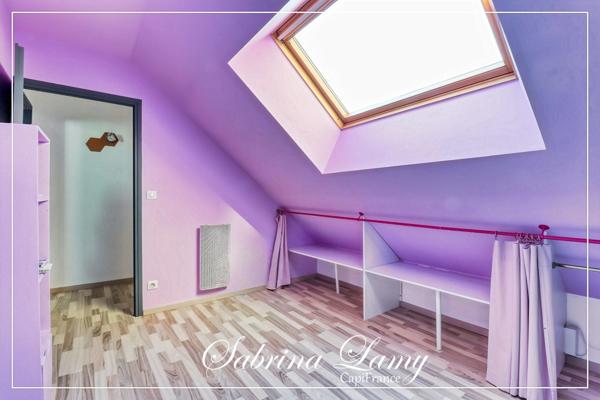 Vente Appartement / Maison Triplex au Centre de Vertus-3 chambres-type 5-cour