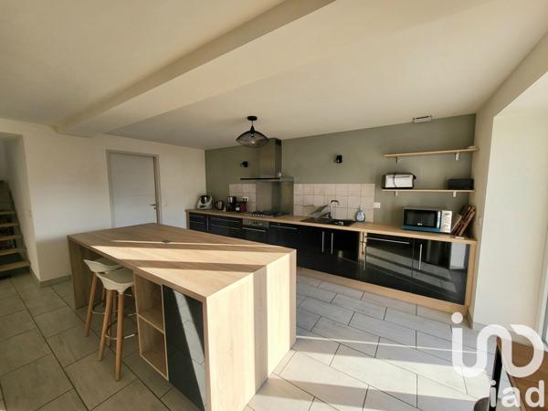 Maison à vendre 5 pièces 165 m² Andrézieux-Bouthéon