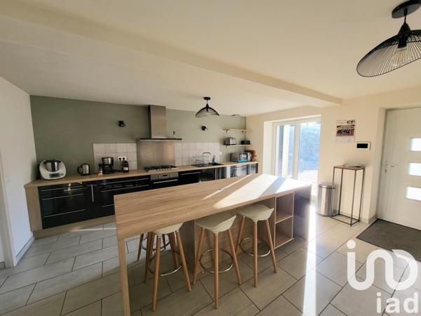 Maison à vendre 5 pièces 165 m² Andrézieux-Bouthéon