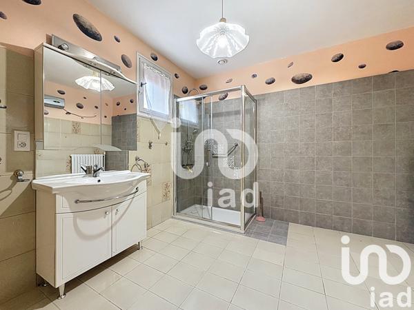Maison à vendre 5 pièces 137 m² Valréas