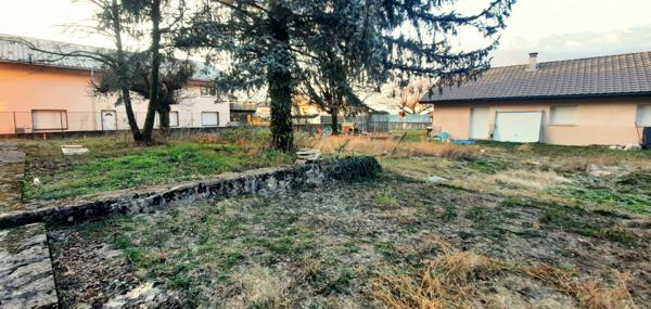 TERRAIN DE 553 m2 Quartier Albertin