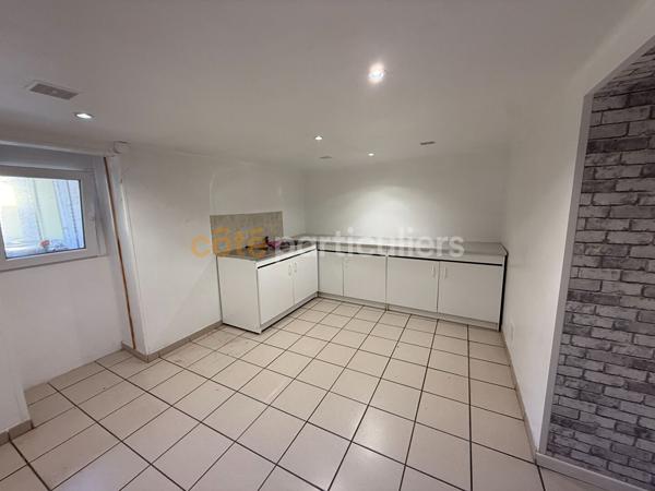 Location
                Maison153 m² - 5 Pièces -
                    PERNES (62550)