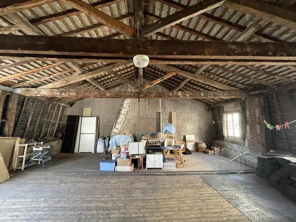 Appartement à vendre 77 499 € Bourges 2 p 94 m² DPE
