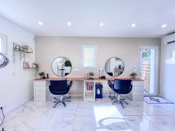 Très belle Villa Greasque 5 pièce(s) 140 m2 sur 820m² de terrain en lisière de foret