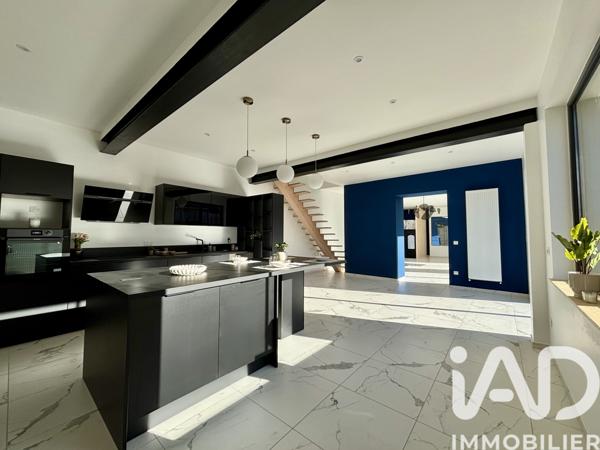 Maison à vendre 7 pièces 216 m² Arras