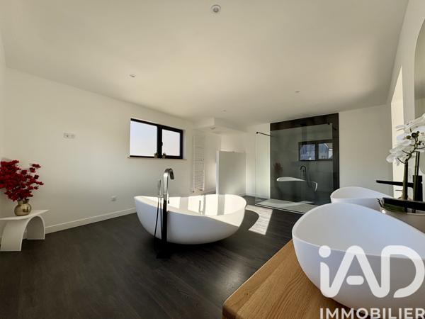 Maison à vendre 7 pièces 216 m² Arras