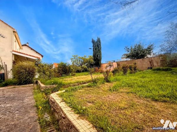 NANTES BOUT DES PAVES - Maison T3 avec vie de plain-pied, jardin et garage