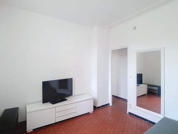 Location appartement Marseille 05 - 2 pièce(s) - 27 m² - 650 €/mois