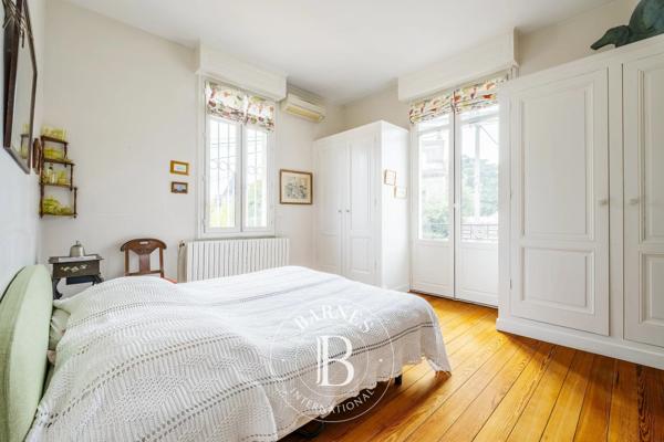 Bordeaux, Maison 4 Chambres -  192 m² à vendre