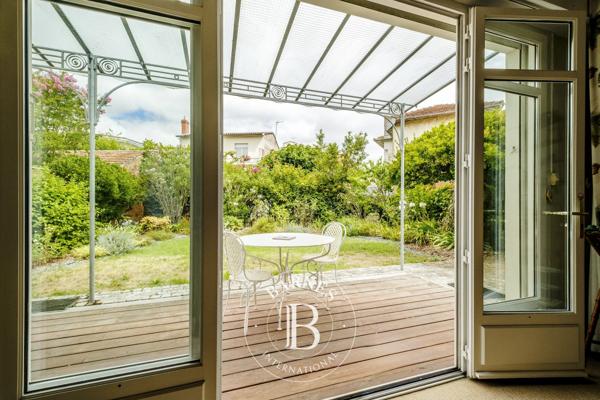 Bordeaux, Maison 4 Chambres -  192 m² à vendre