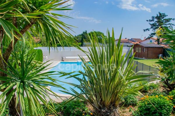 VAUX-SUR-MER – MAISON 160 M² AVEC PISCINE, À PROXIMITÉ DE PONTAILLAC